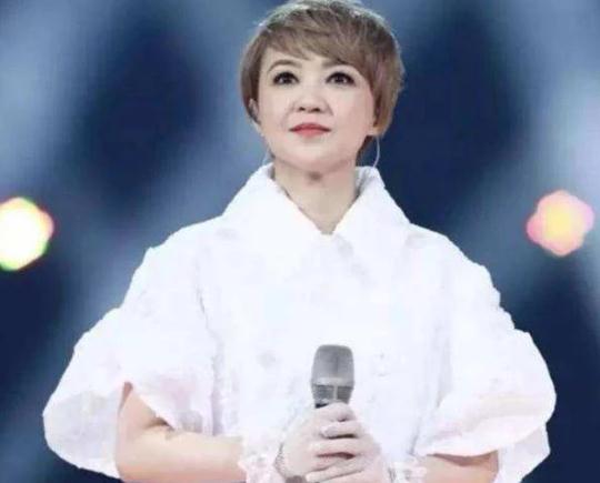 陈慧娴为什么在当红时退出歌坛 她为什么是公主