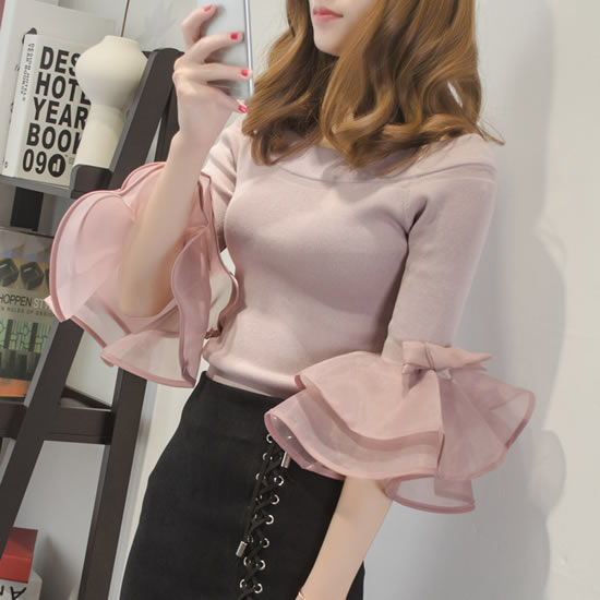 一字领香肩小露穿搭：时髦又性感刚刚好