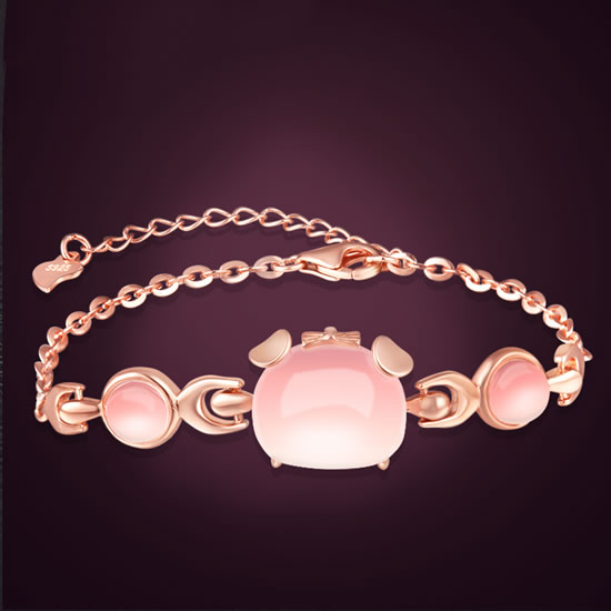 穿好衣还要好饰配,搭配这些手链精致更显优雅 穿好衣还要好饰配,搭配这些手链精致更显优雅