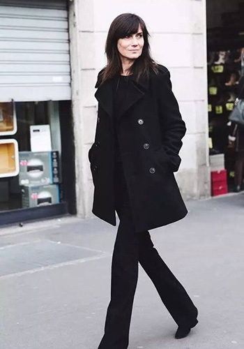 女白领精干职业装搭配：简洁黑白灰职业装搭配