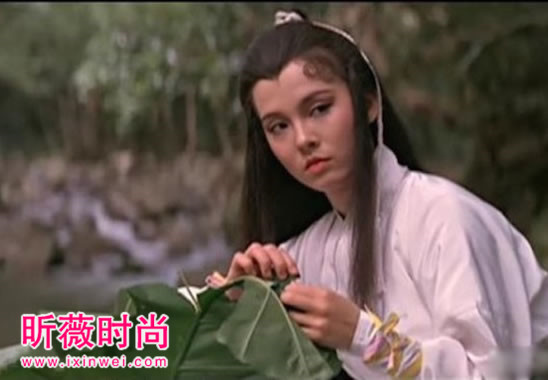 各种版本的小龙女大点评：谁是你心中的女神