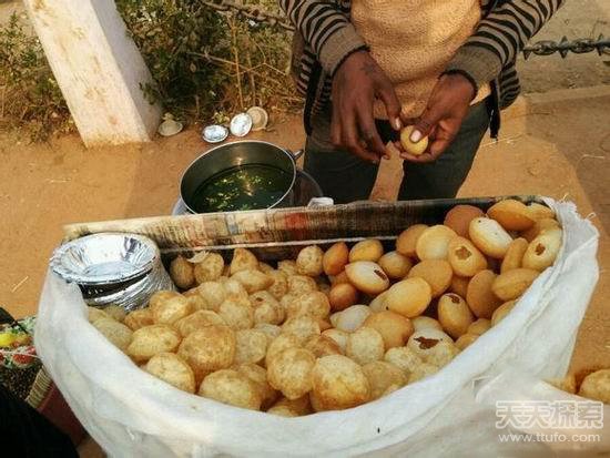 100元人民币在印度能买什么？看后让人震惊