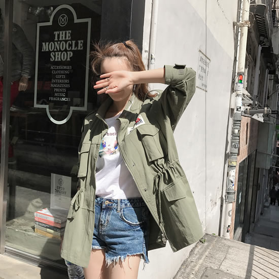 穿春风的季节又到了：款款深情2017春款风衣