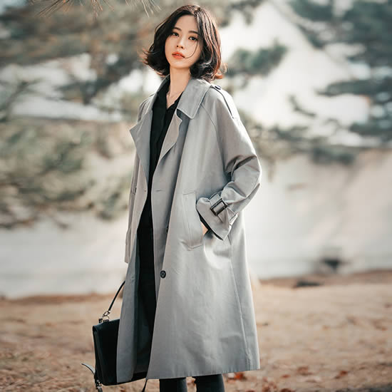 穿春风的季节又到了：款款深情2017春款风衣