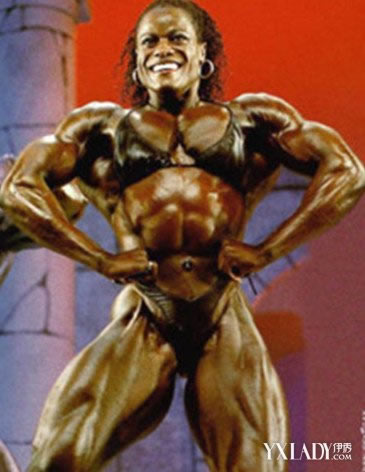 世界女子健美冠军图：性感的魔鬼肌肉人令人惊呆