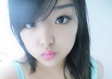 梦婵婵比基尼内衣自拍 梦婵婵的胸围 梦婵婵资料写真