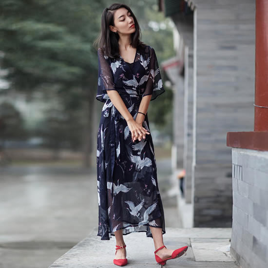 2017年春季流行的连衣裙:多彩春季首选连衣裙 2017年春季流行的连衣裙:多彩春季首选连衣裙