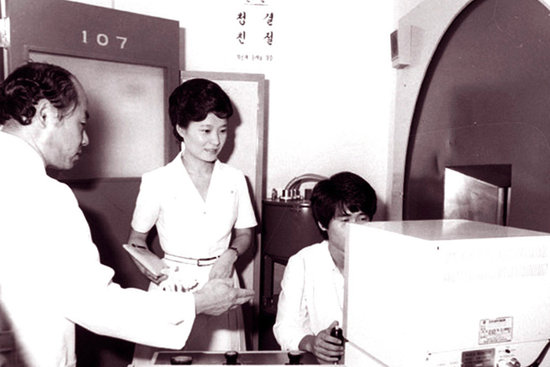 年轻的朴槿惠真漂亮：朴槿惠的年轻图片记录