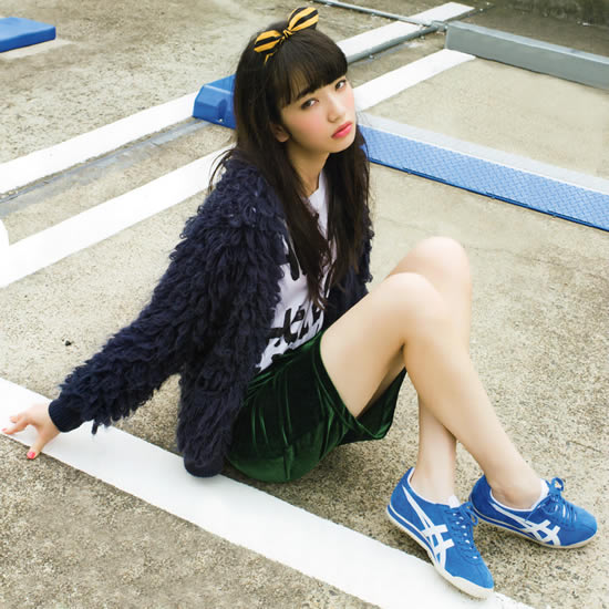 复古性感简单穿搭：时尚达人教你重复穿搭术