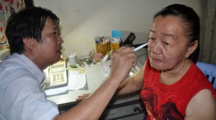 惊骇!26岁美女一夜衰老成老太：恍若隔世（图）