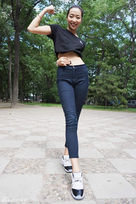 各路美女齐炫腹：大晒好身材（美女炫腹图看过来）