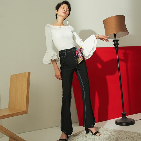 时髦白衬衫搭配牛仔裤：漂亮率性潮酷到不要不要的