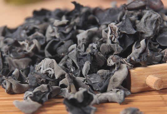 黑木耳一种吃法三天内必送命 黑木耳一种吃法三天内必送命