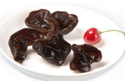 黑木耳一种吃法三天内必送命