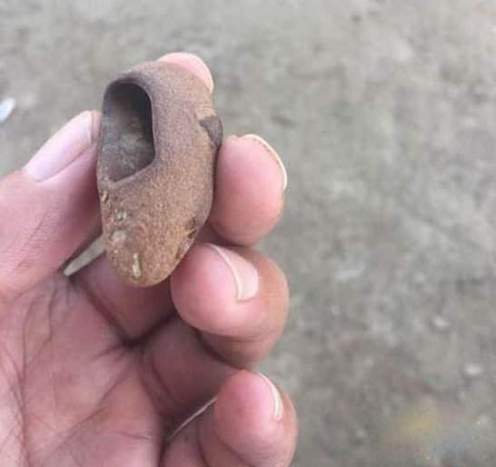 男子捡到三寸金莲带回家却吓了一跳（图）