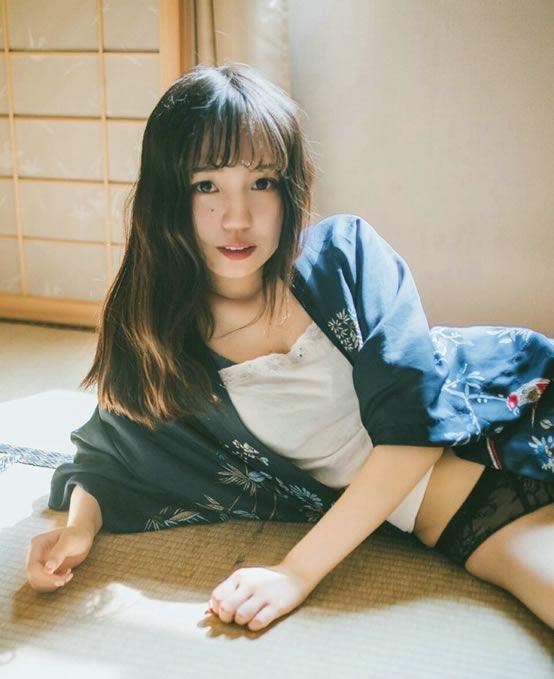 人体图片日本美女：日本美女人体图片