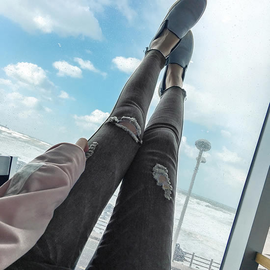 春季矮个短外套搭配小脚裤：身材显高的利器（图）