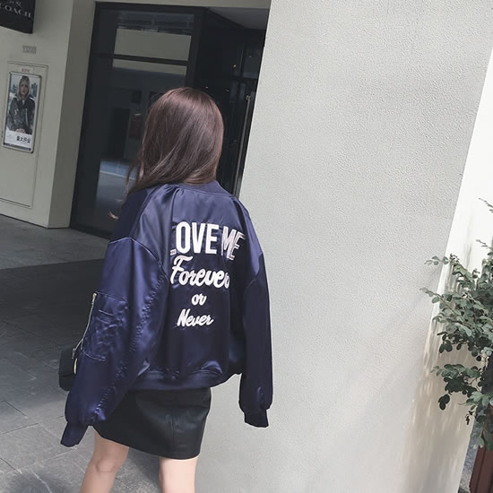 春季矮个短外套搭配小脚裤：身材显高的利器（图）