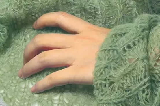 神秘女子震惊世界！惊叹她背后的男人（组图）