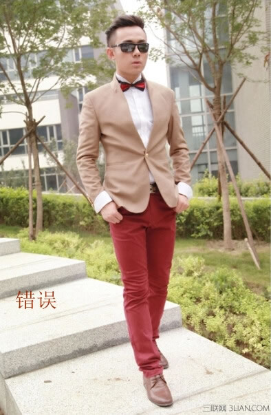 小西装搭配：男士小西装怎搭配正确示范图例