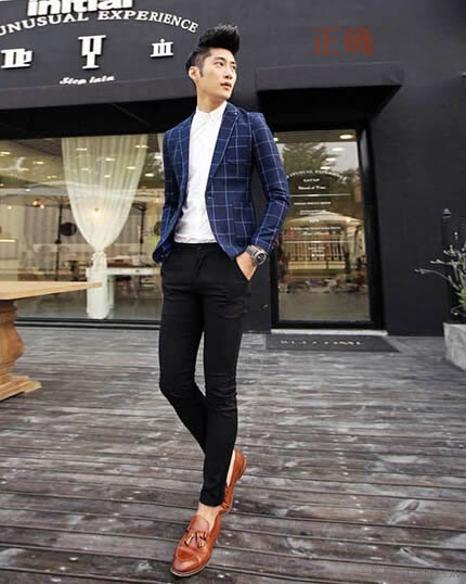 小西装搭配：男士小西装怎搭配正确示范图例