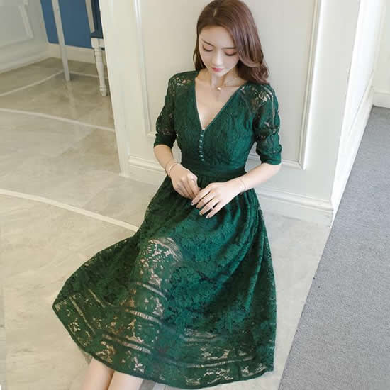 2017春季穿搭之连衣裙:显瘦连衣裙展现不一样的美 2017春季穿搭之连衣裙:显瘦连衣裙展现不一样的美