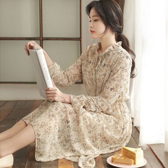 2017春季穿搭之连衣裙：显瘦连衣裙展现不一样的美