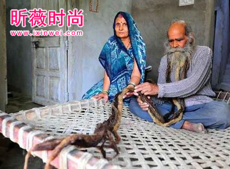 老汉为求子三十多年不洗澡（图）