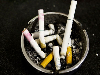 本女人去酒吧服务竟是为这（图）