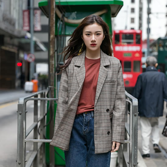 2017流行女穿男装：穿出了时尚风潮