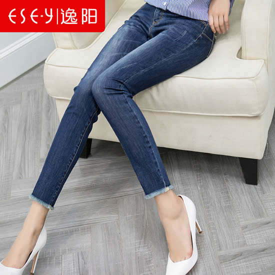 2017流行女穿男装：穿出了时尚风潮