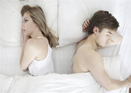 产后多久可以同房：为什么产后同房易出血及注意事项