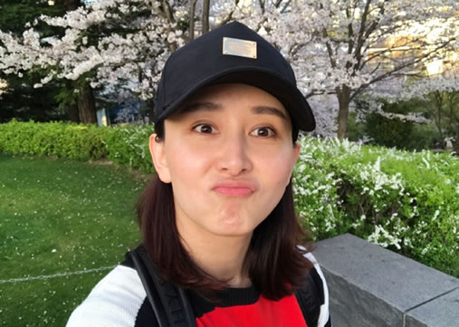 和“美女蛇”高小琴一样发光，婕柔薇达夏季防晒力Max