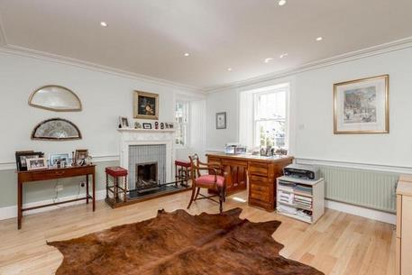 最闹鬼房子出售:常看到幽灵(图) 最闹鬼房子出售:常看到幽灵(图)