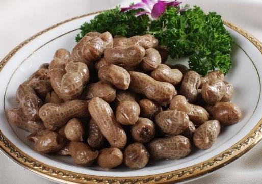 饭店这道菜里竟加了强致癌物(图) 饭店这道菜里竟加了强致癌物(图)