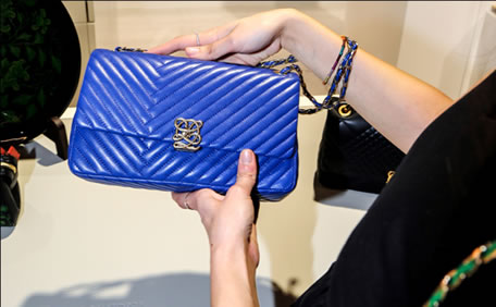 法国老佛爷百货LOUIS QUATORZE盛大开业引发时尚博主抢购热 法国老佛爷百货LOUIS QUATORZE盛大开业引发时尚博主抢购热