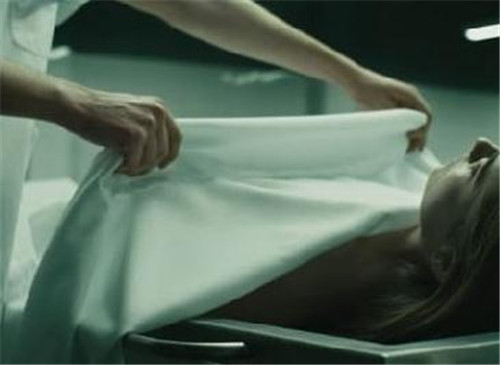 震惊!女尸遭羞辱竟奇迹般复活（图）