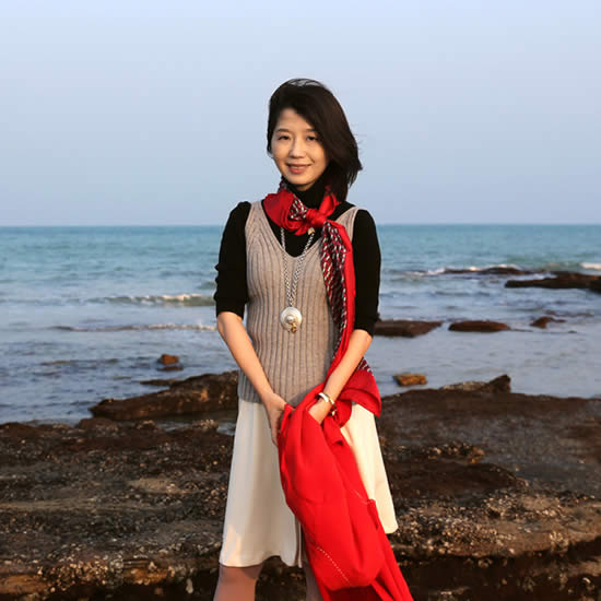 中年女性穿衣打扮图片欣赏：中年女人穿衣搭配图片