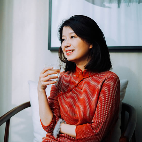 中年女性穿衣打扮图片欣赏：中年女人穿衣搭配图片