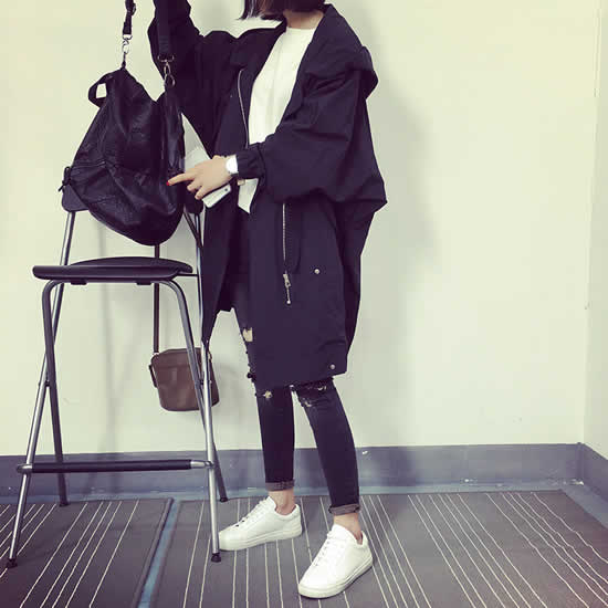 【风衣搭配裙子】风衣配裙子搭配图片：时尚更具女人味