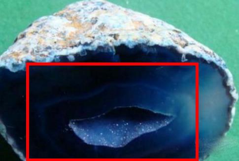 捡回一破烂石头切开后太意外!