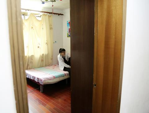 女孩做代孕赚20万:背后那些辛酸的经历(图) 女孩做代孕赚20万:背后那些辛酸的经历(图)