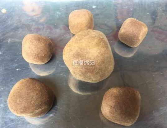 一个羊胃惊现5个羊宝:估价逾千万 一个羊胃惊现5个羊宝:估价逾千万