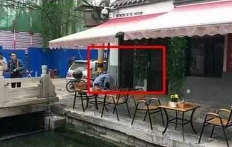 现在乞丐用二维码乞讨不怕找零（图）