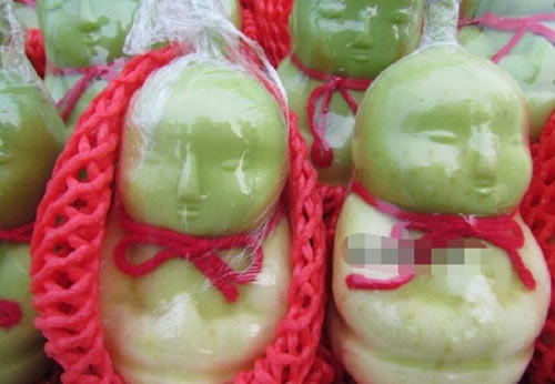 泰国树上竟结出女人果（泰国奇树结出果子像女人）