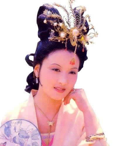 59岁王熙凤深爱61岁影帝，今为当初一个决定后悔