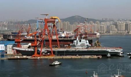 大连现第二艘国产航母:正式下水寄托着国人的情感 大连现第二艘国产航母:正式下水寄托着国人的情感