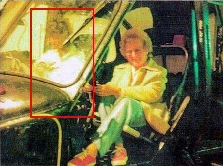 10张灵异照片 没法解释背后的故事(组图) 10张灵异照片 没法解释背后的故事(组图)