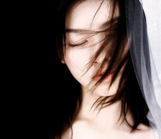 太疯狂!农村男女竟要天天做这事 健康一线