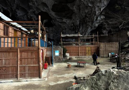 探秘中国最后的穴居部落（原始部落幸福爆棚）